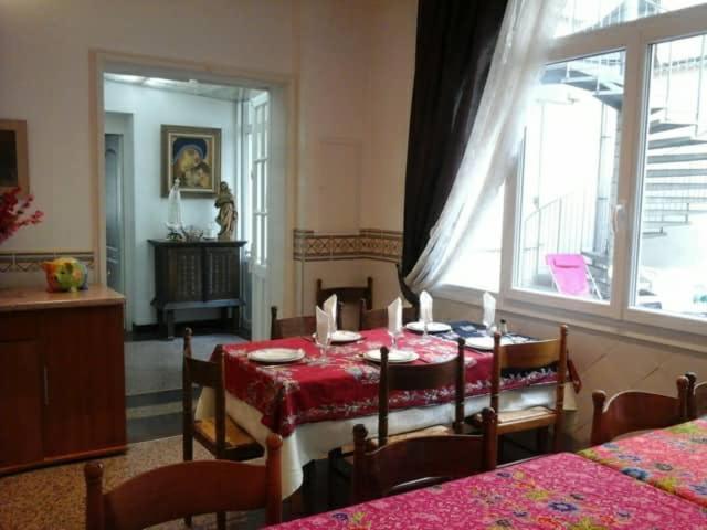Hotel Calvaire Lourdes Exterior foto